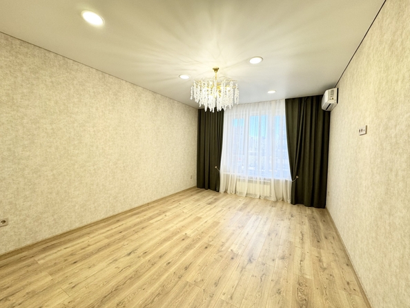 
  Продается 1-комн. квартира, 38 м², 40-летия Победы пр-кт, д. 111
. Фото 1.