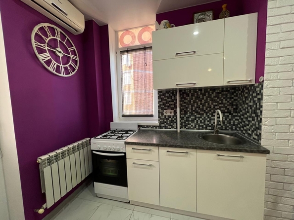 
  Продается 1-комн. квартира, 37.7 м², Огородная ул, д. 84
. Фото 4.