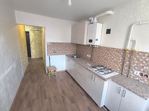 
  Продается 1-комн. квартира, 32 м², Венеры ул, д. 24
. Фото 2.