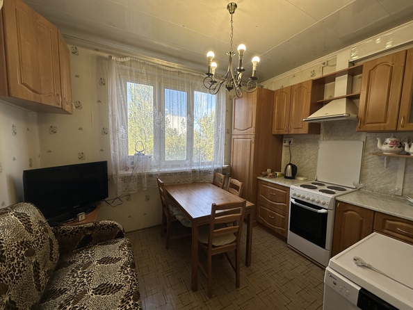 
  Продается 2-комн. квартира, 58 м², 40-летия Победы пр-кт, д. 81
. Фото 5.
