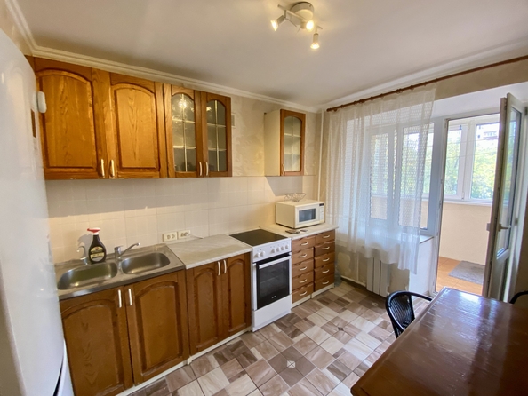 
  Продается 2-комн. квартира, 52 м², Металлургическая ул, д. 20
. Фото 3.