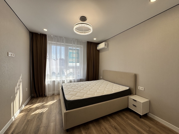 
  Продается 2-комн. квартира, 63 м², Берберовская ул, д. 9
. Фото 5.