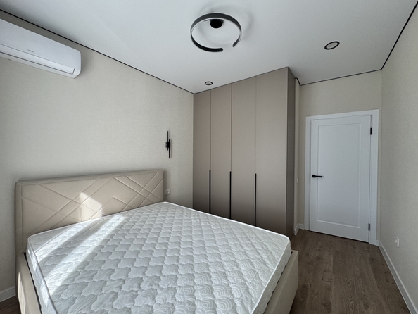 
  Продается 1-комн. квартира, 34 м², Берберовская ул, д. 11
. Фото 3.