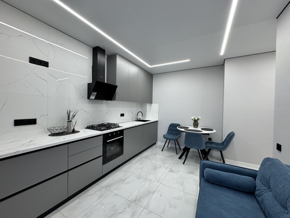 
  Продается 2-комн. квартира, 50 м², Берберовская ул, д. 11
. Фото 2.