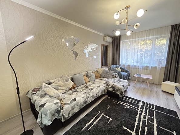 
  Продается 2-комн. квартира, 50.8 м², Зорге ул, д. 72
. Фото 5.