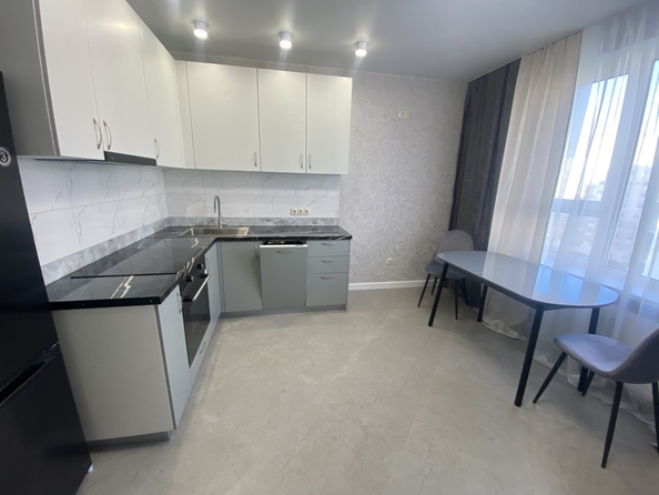 
  Продается 2-комн. квартира, 42 м², Еременко ул, д. 110/1
. Фото 2.