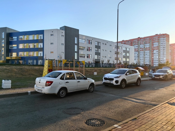 
  Продается 3-комн. квартира, 85 м², Художественная ул, д. 5
. Фото 22.