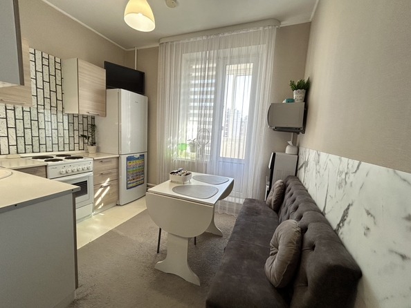 
  Продается 2-комн. квартира, 51.9 м², Жданова ул, д. 11
. Фото 12.