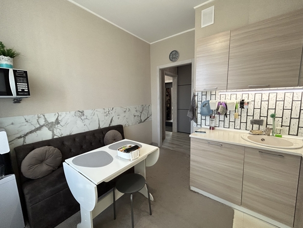 
  Продается 2-комн. квартира, 51.9 м², Жданова ул, д. 11
. Фото 13.
