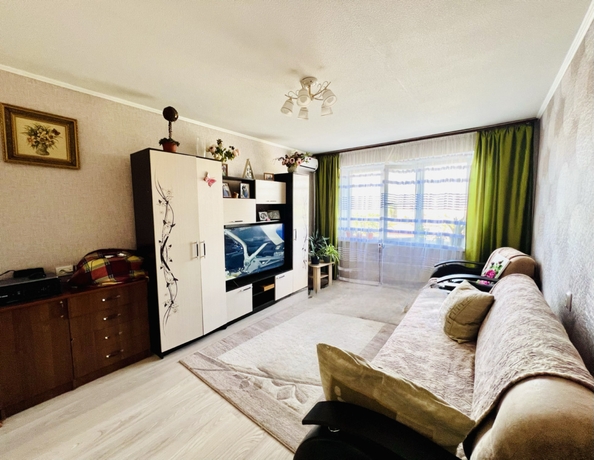 
  Продается 3-комн. квартира, 62.2 м², Вятская ул, д. 57
. Фото 1.