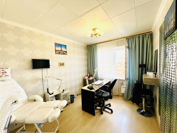 
  Продается 3-комн. квартира, 62.2 м², Вятская ул, д. 57
. Фото 5.
