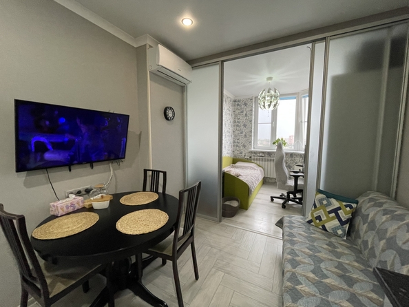
  Продается 2-комн. квартира, 42 м², 2-я Баррикадная ул, д. 4
. Фото 1.