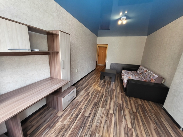 
  Продается 1-комн. квартира, 40.5 м², Жмайлова ул, д. 4г
. Фото 10.