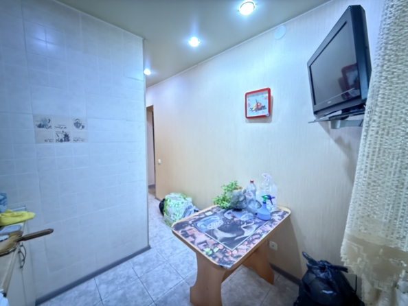 
  Продается 1-комн. квартира, 28 м², 1-я Баррикадная ул, д. 17
. Фото 5.