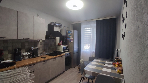 
  Продается 1-комн. квартира, 35 м², 1-я Круговая ул, д. 91
. Фото 2.