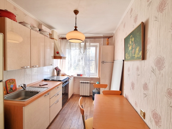 
  Продается 2-комн. квартира, 49 м², Пушкинская ул, д. 199
. Фото 5.