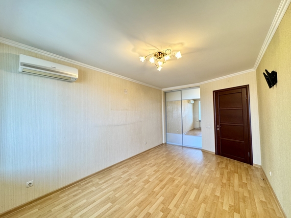 
  Продается 3-комн. квартира, 80 м², 40-летия Победы пр-кт, д. 79
. Фото 6.