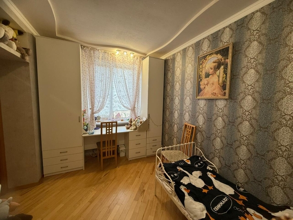 
  Продается 4-комн. квартира, 99 м², Жмайлова ул, д. 27
. Фото 7.