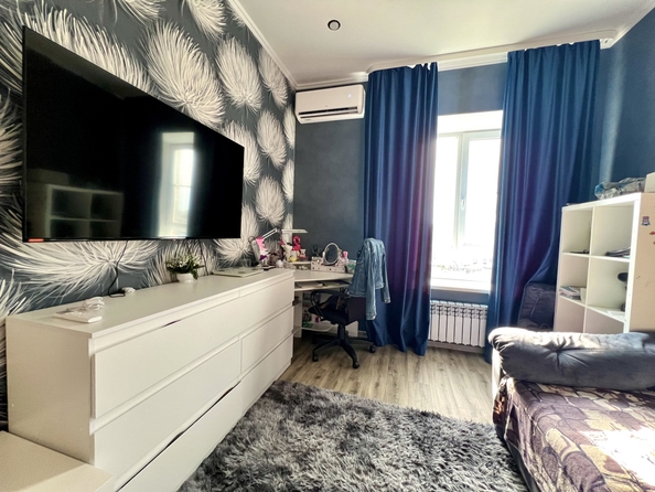 
  Продается 2-комн. квартира, 59.5 м², Строителей ул, д. 9
. Фото 5.