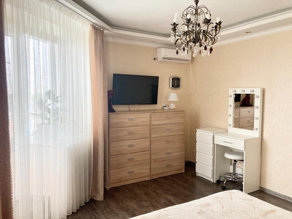 
  Продается 2-комн. квартира, 56 м², Стабильная ул, д. 9
. Фото 4.