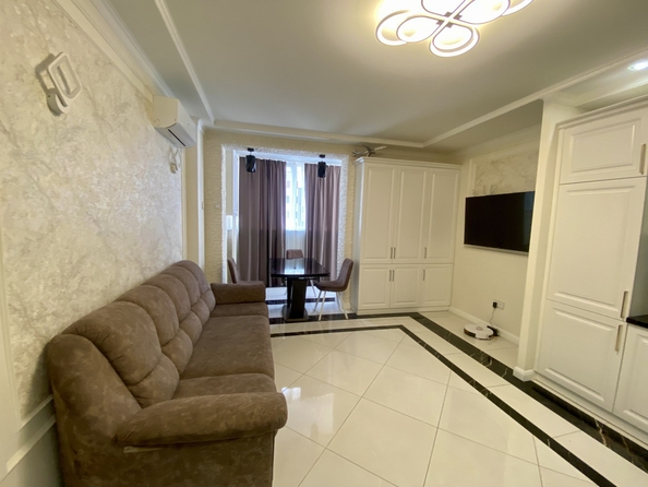 
  Продается 2-комн. квартира, 76.5 м², Вересаева ул, д. 101
. Фото 4.