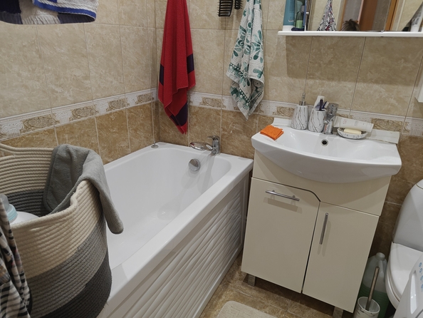 
  Продается 2-комн. квартира, 43 м², Промышленный пер, д. 80
. Фото 8.