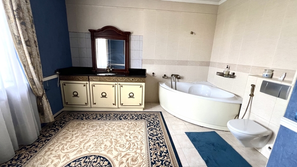 
  Продается 4-комн. квартира, 295.4 м², Магнитогорская ул, д. 134Д
. Фото 20.