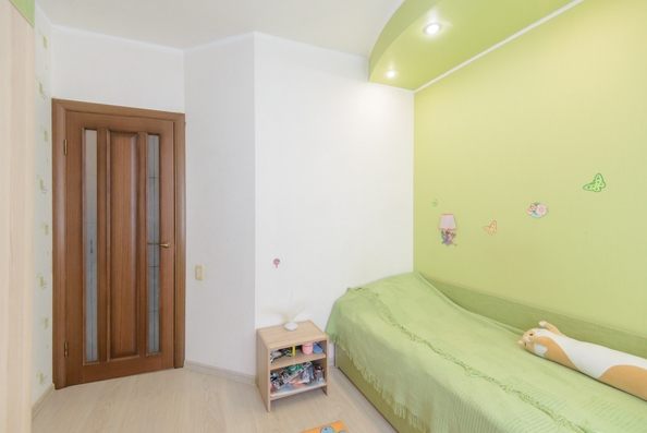 
  Продается 4-комн. квартира, 83.6 м², Павленко ул, д. 40
. Фото 23.