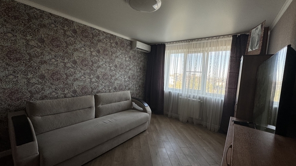 
  Продается 3-комн. квартира, 64.5 м², Таганрогская ул, д. 118
. Фото 2.