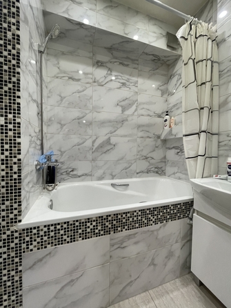 
  Продается 1-комн. квартира, 42 м², Комарова б-р, д. 18
. Фото 3.