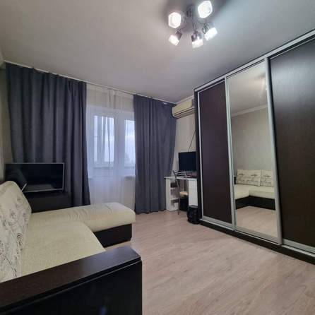 
  Продается 1-комн. квартира, 38 м², Космонавтов пр-кт, д. 34/1
. Фото 2.
