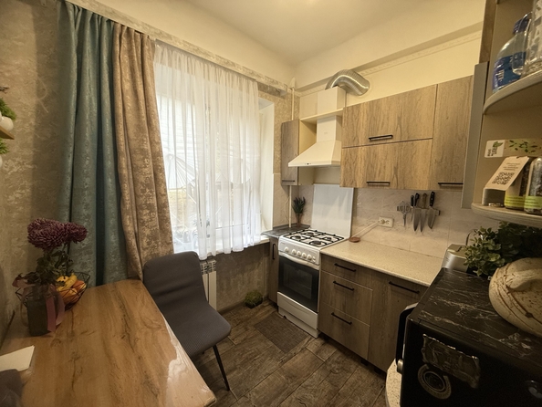 
  Продается 3-комн. квартира, 62.3 м², 2-я Краснодарская ул, д. 92
. Фото 6.