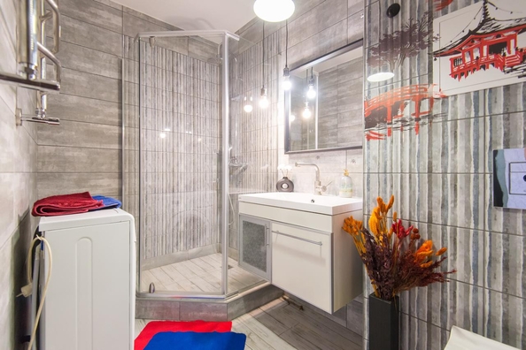 
  Продается 2-комн. квартира, 53 м², Мечникова ул, д. 77
. Фото 3.