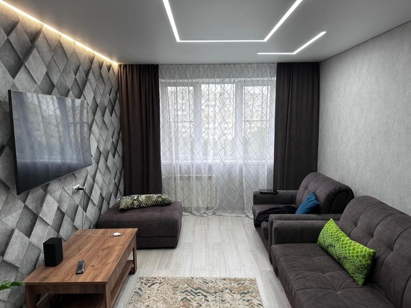 
  Продается 2-комн. квартира, 53 м², Таганрогская ул, д. 120
. Фото 1.