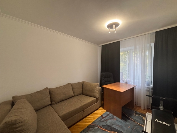 
  Продается 4-комн. квартира, 79 м², Таганрогская ул, д. 124
. Фото 6.
