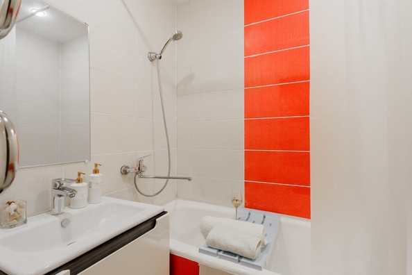 
  Продается 3-комн. квартира, 64 м², Орбитальная ул, д. 54
. Фото 7.