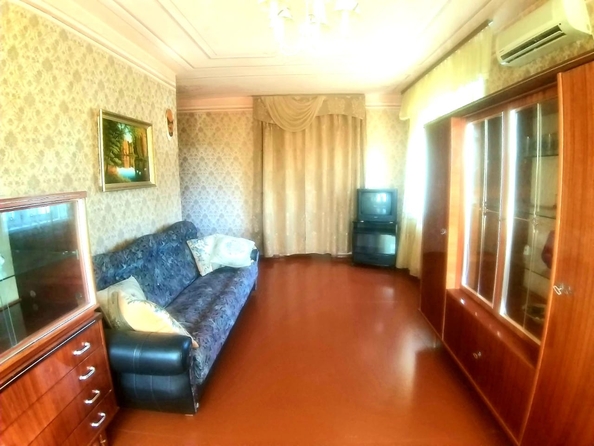 
  Продается 3-комн. квартира, 60 м², 2-я Краснодарская ул, д. 163
. Фото 2.