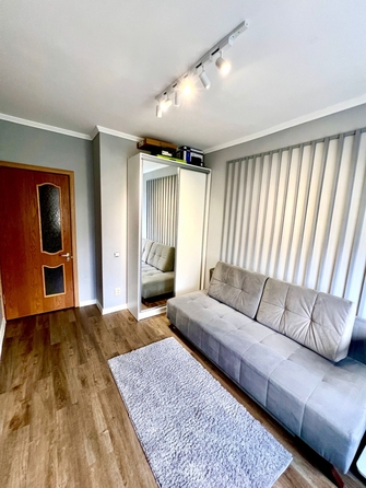 
  Продается 3-комн. квартира, 62 м², 40-летия Победы пр-кт, д. 65
. Фото 2.