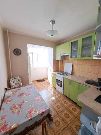 
  Продается 4-комн. квартира, 80 м², Краеведческая ул, д. 15
. Фото 14.