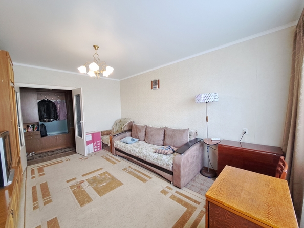 
  Продается 3-комн. квартира, 65 м², Днепропетровская ул, д. 48
. Фото 2.