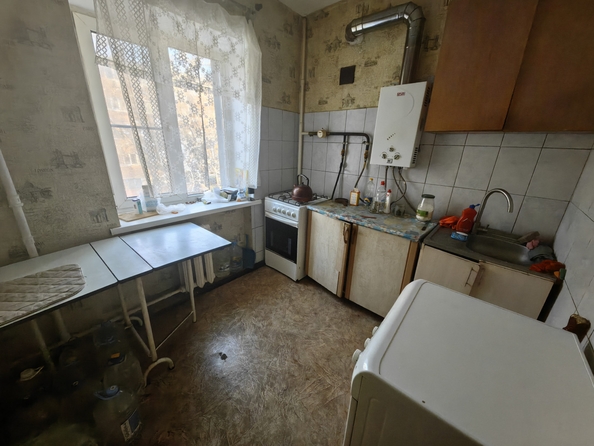 
  Продается 3-комн. квартира, 42 м², 40-летия Победы пр-кт, д. 55
. Фото 5.