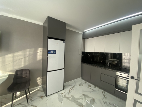 
  Продается 2-комн. квартира, 39 м², Ткачева ул, д. 19
. Фото 3.