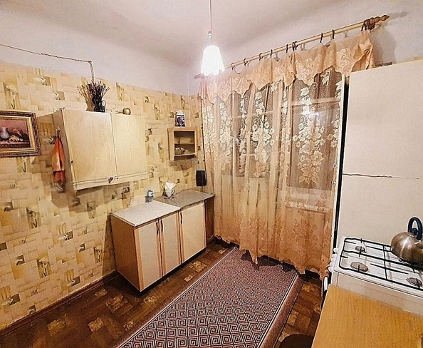 
  Продается 3-комн. квартира, 72 м², Халтуринский пер, д. 56
. Фото 1.