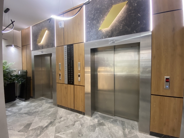 
  Продается 2-комн. квартира, 59 м², Берберовская ул, д. 19
. Фото 8.