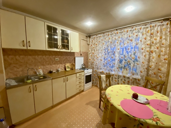 
  Продается 3-комн. квартира, 65 м², 40-летия Победы пр-кт, д. 87
. Фото 1.