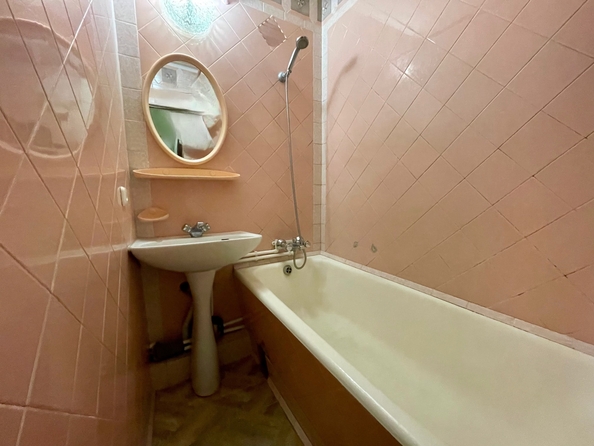 
  Продается 2-комн. квартира, 49 м², Немировича-Данченко ул, д. 76
. Фото 12.