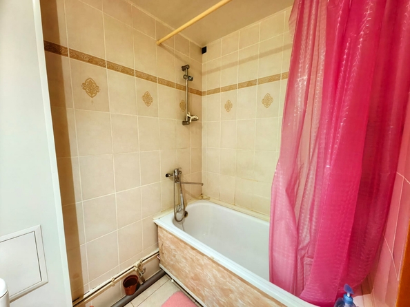 
  Продается 2-комн. квартира, 47.3 м², 40-летия Победы пр-кт, д. 75
. Фото 10.