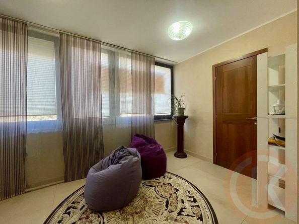 
  Продается 3-комн. квартира 140.9 м². Фото 8.