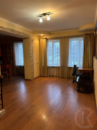 
  Продается 4-комн. квартира 164.9 м². Фото 2.