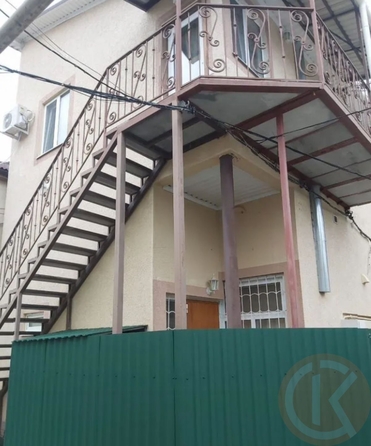 
  Продается 4-комн. квартира 80 м². Фото 1.